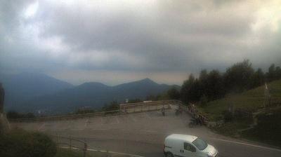 immagine della webcam nei dintorni di Piani Resinelli: webcam Sormano