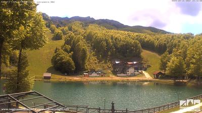 immagine della webcam nei dintorni di Careggine: webcam Cerreto Laghi
