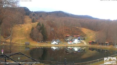 immagine della webcam nei dintorni di Pratizzano: webcam Cerreto Laghi