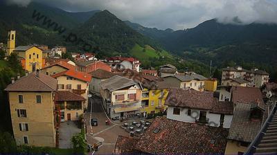 immagine della webcam nei dintorni di Piani d'Erna: webcam Moggio