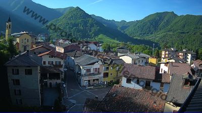 immagine della webcam nei dintorni di Mandello del Lario: webcam Moggio