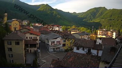 immagine della webcam nei dintorni di San Giovanni Bianco: webcam Moggio