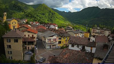 immagine della webcam nei dintorni di Barzio: webcam Moggio