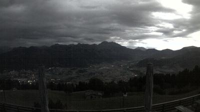 immagine della webcam nei dintorni di Zambla: webcam Clusone