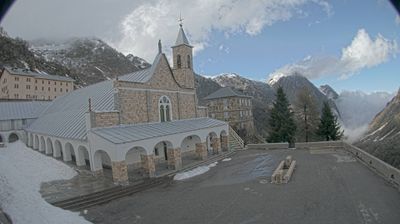 immagine della webcam nei dintorni di Acceglio: webcam Sant'Anna di Vinadio