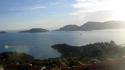 immagine della webcam nei dintorni di Marina Di Massa: webcam Lerici
