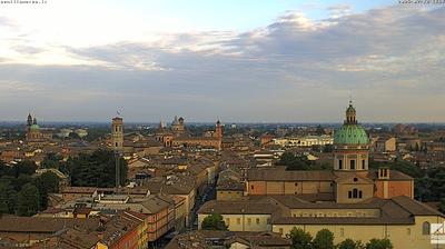 immagine della webcam nei dintorni di Quattro Castella: webcam Reggio Emilia