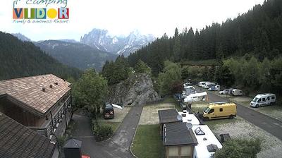 immagine della webcam nei dintorni di Passo San Pellegrino: webcam Falcade
