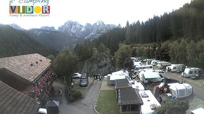immagine della webcam nei dintorni di Passo di Cereda: webcam Falcade