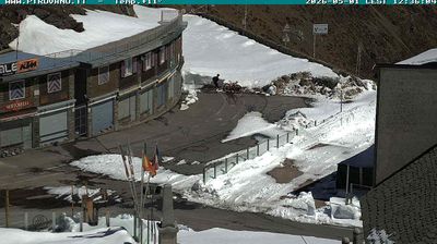 immagine della webcam nei dintorni di Passo del Foscagno: webcam Passo dello Stelvio