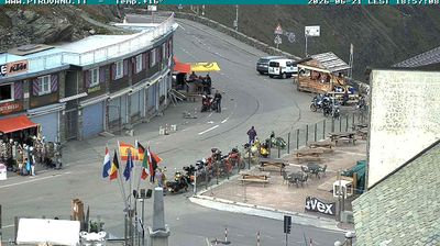 immagine della webcam nei dintorni di Livigno: webcam Passo dello Stelvio