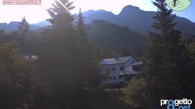 immagine della webcam nei dintorni di Favale di Malvaro: webcam Santo Stefano d'Aveto