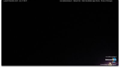 immagine della webcam nei dintorni di Fogliano Marina: webcam San Mauro a Mare