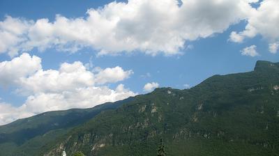 immagine della webcam nei dintorni di Ferrara di Monte Baldo: webcam Avio