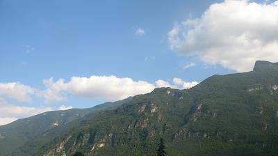 immagine della webcam nei dintorni di San Zeno di Montagna: webcam Avio
