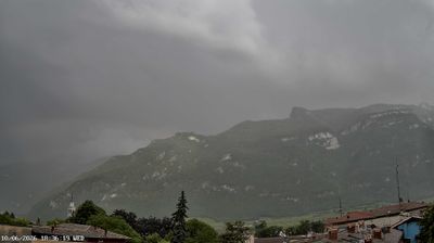 immagine della webcam nei dintorni di Erbezzo: webcam Avio