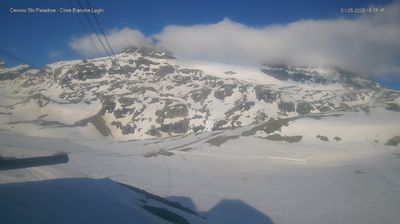 immagine della webcam nei dintorni di Staffal: webcam Cervinia Cime Bianche Laghi