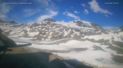 immagine della webcam nei dintorni di Cervinia Plan Maison: webcam Cervinia Cime Bianche Laghi