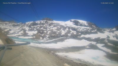 immagine della webcam nei dintorni di Chamois: webcam Cervinia Cime Bianche Laghi