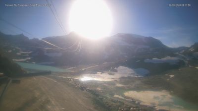 immagine della webcam nei dintorni di Gressoney-la-Trinitè: webcam Cervinia Cime Bianche Laghi