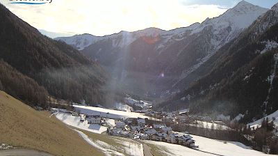 immagine della webcam nei dintorni di Lutago: webcam Selva dei Molini