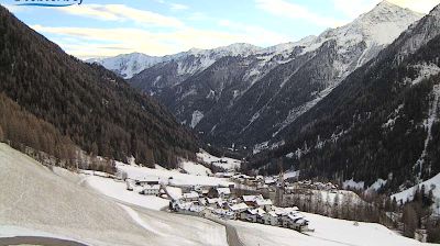 immagine della webcam nei dintorni di Ladurns: webcam Selva dei Molini