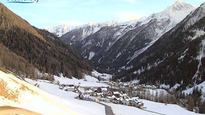 immagine della webcam nei dintorni di Ladurns: webcam Selva dei Molini