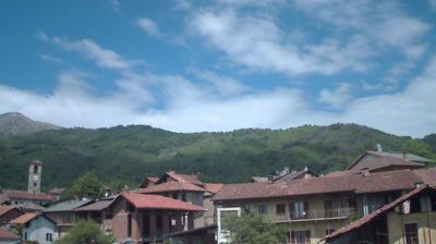 immagine della webcam nei dintorni di Pratiglione: webcam Forno Canavese
