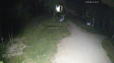 immagine della webcam nei dintorni di Rivara: webcam Rocca Canavese