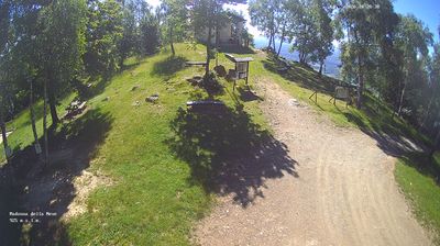 immagine della webcam nei dintorni di Mezzenile: webcam Rocca Canavese