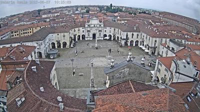immagine della webcam nei dintorni di Caselette: webcam Venaria Reale