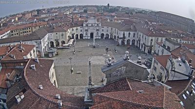 immagine della webcam nei dintorni di Milano Piemonte: webcam Venaria Reale