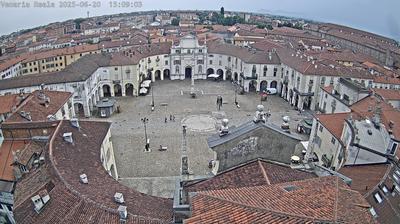 immagine della webcam nei dintorni di Milano Piemonte: webcam Venaria Reale