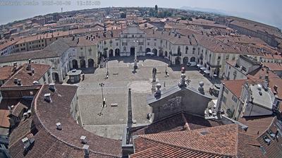 immagine della webcam nei dintorni di Grugliasco: webcam Venaria Reale