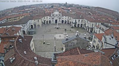 immagine della webcam nei dintorni di Castagneto Po: webcam Venaria Reale