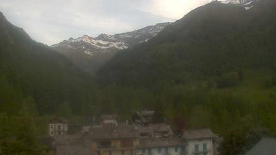 immagine della webcam nei dintorni di Traversella: webcam Piamprato