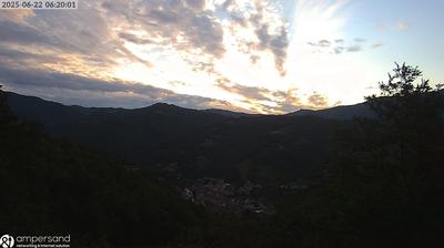 immagine della webcam nei dintorni di Carro: webcam Varese Ligure