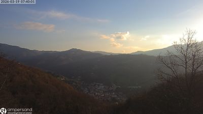 immagine della webcam nei dintorni di Zignago: webcam Varese Ligure