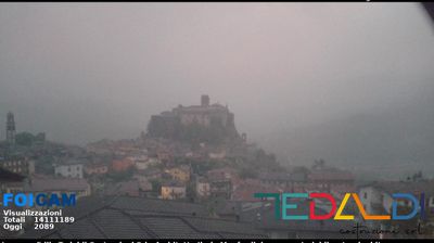 immagine della webcam nei dintorni di Fornovo di Taro: webcam Bardi