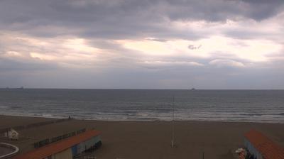 immagine della webcam nei dintorni di Le Grazie: webcam Marina Di Carrara