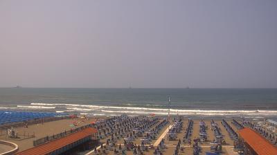 immagine della webcam nei dintorni di Marina Di Massa: webcam Marina Di Carrara