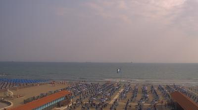 immagine della webcam nei dintorni di Ronchi: webcam Marina Di Carrara