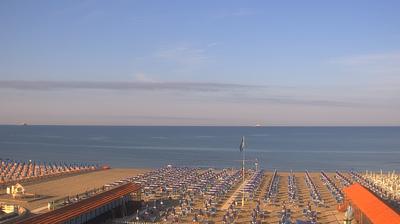 immagine della webcam nei dintorni di Camaiore: webcam Marina Di Carrara