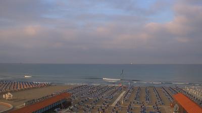 immagine della webcam nei dintorni di Bocca Di Magra: webcam Marina Di Carrara