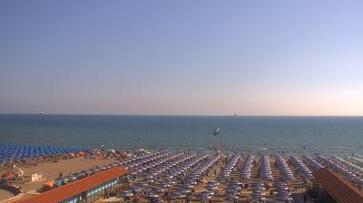 immagine della webcam nei dintorni di Fezzano: webcam Marina Di Carrara