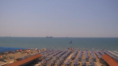 immagine della webcam nei dintorni di Le Grazie: webcam Marina Di Carrara