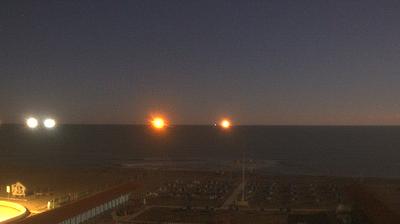 immagine della webcam nei dintorni di Cinquale: webcam Marina Di Carrara