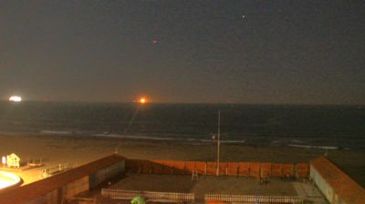 immagine della webcam nei dintorni di Marina Di Torre Del Lago: webcam Marina Di Carrara