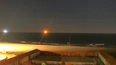 immagine della webcam nei dintorni di Marina Di Torre Del Lago: webcam Marina Di Carrara