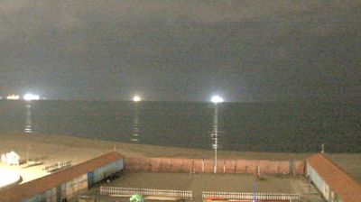 immagine della webcam nei dintorni di Pietrasanta: webcam Marina Di Carrara